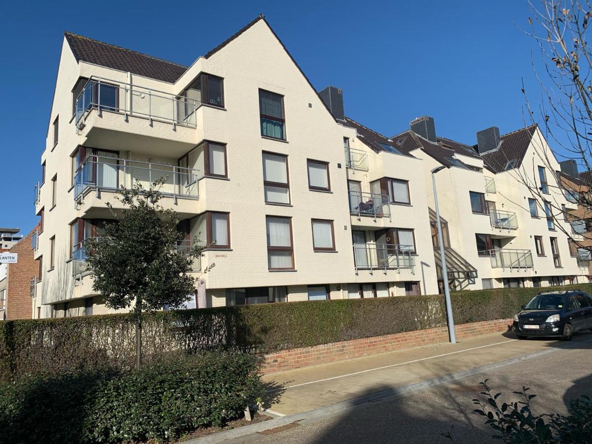 Top Appartement Met Garage "Au Franelle" Oostende Exterior foto
